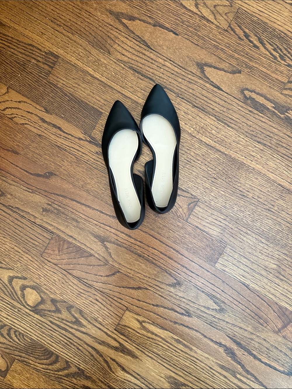 Nine West Black Pointed Toe Women’s Flats